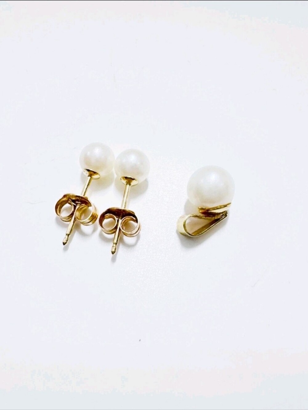 14k Solid Gold Freshwater Pearl Stud Earrings And Pendant Set - Picture 6 of 16
